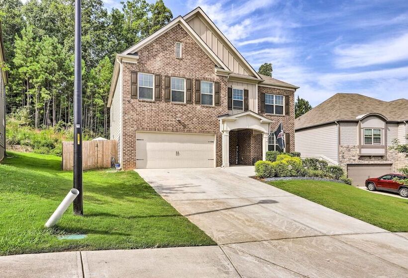 Elegant Home ~ 20 Mi To Downtown Atlanta: Pets Ok!