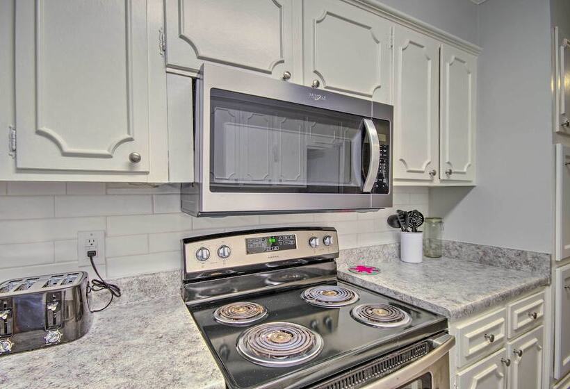 Family Friendly Jackson Home W/ Yard + Patio!