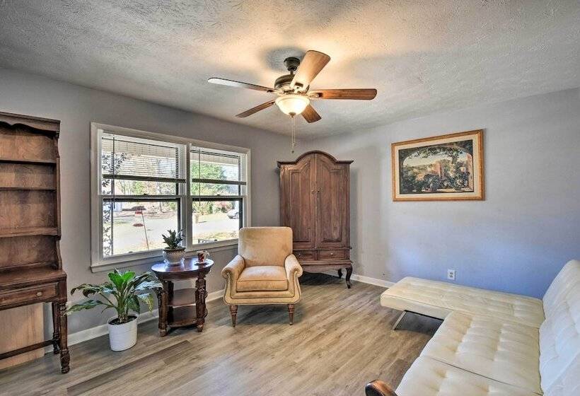 Gainesville Home W/ Fire Pit Near Lake Lanier