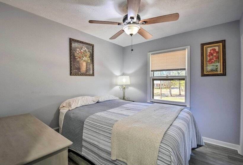 Gainesville Home W/ Fire Pit Near Lake Lanier