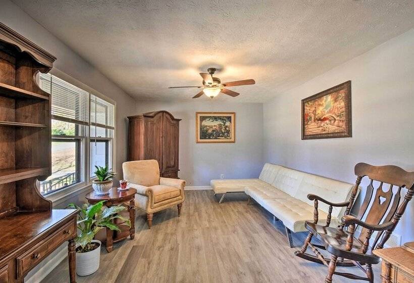 Gainesville Home W/ Fire Pit Near Lake Lanier