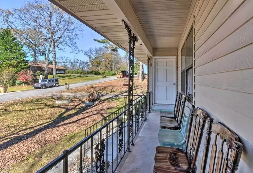 Gainesville Home W/ Fire Pit Near Lake Lanier