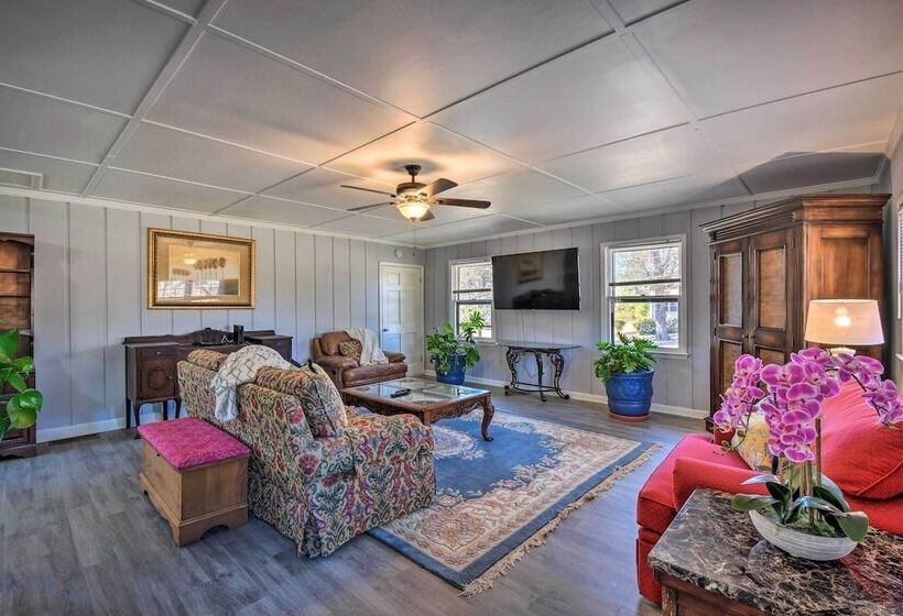 Gainesville Home W/ Fire Pit Near Lake Lanier