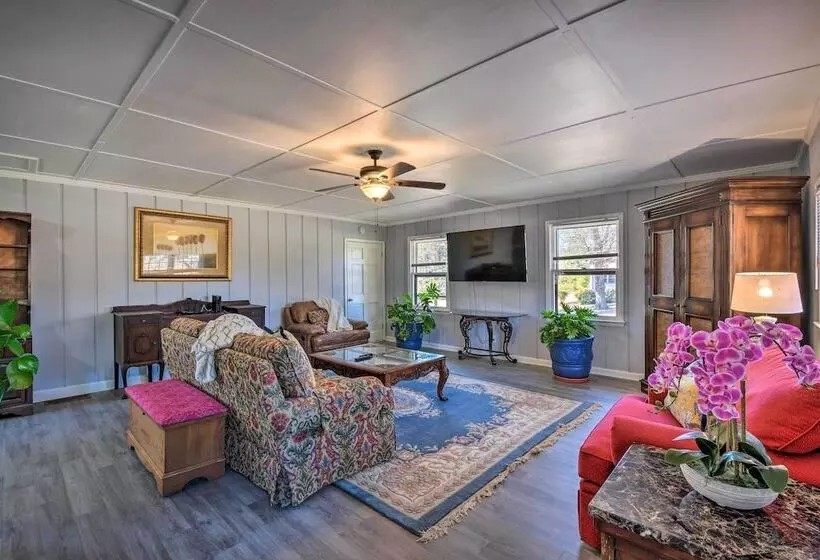 Gainesville Home W/ Fire Pit Near Lake Lanier
