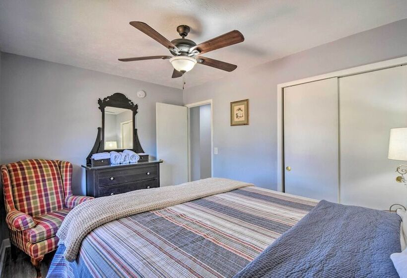 Gainesville Home W/ Fire Pit Near Lake Lanier