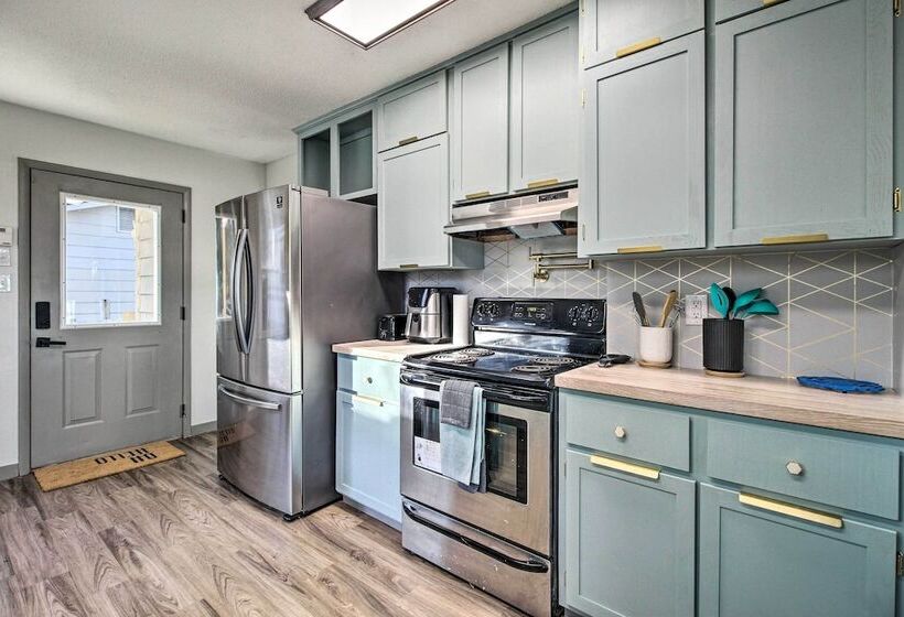 Georgia Family Home W/ River Access