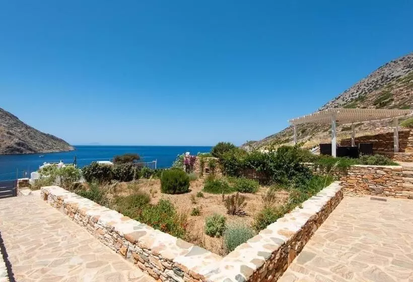 Hotelli Filadaki Villas