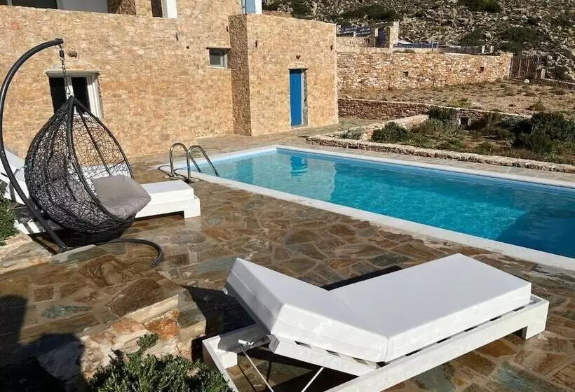 Hotelli Filadaki Villas