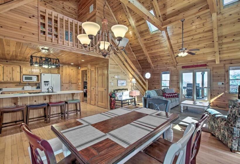 Idyllic Blue Ridge Cabin W/ Mountain Views!