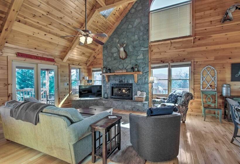 Idyllic Blue Ridge Cabin W/ Mountain Views!