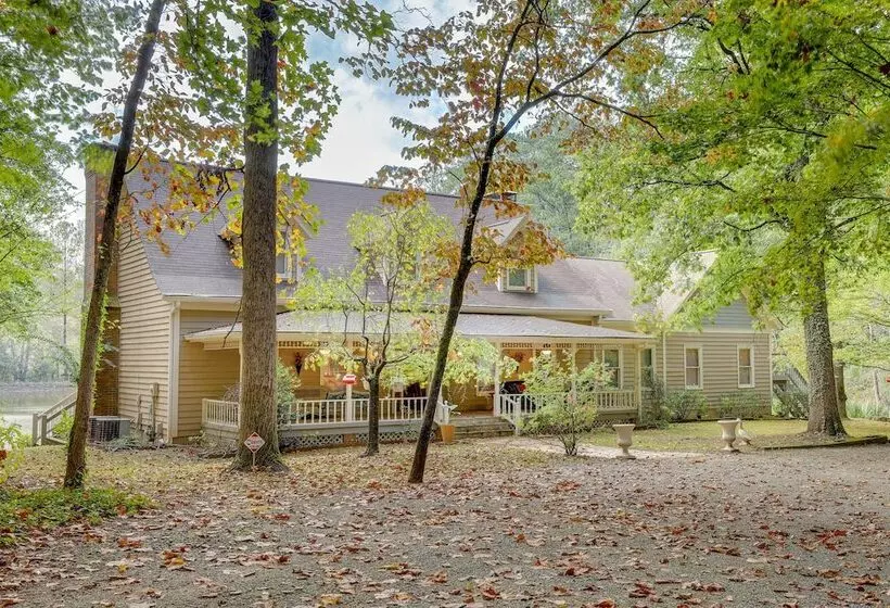 Lawrenceville Gem W/ Boat Dock On Private Lake!