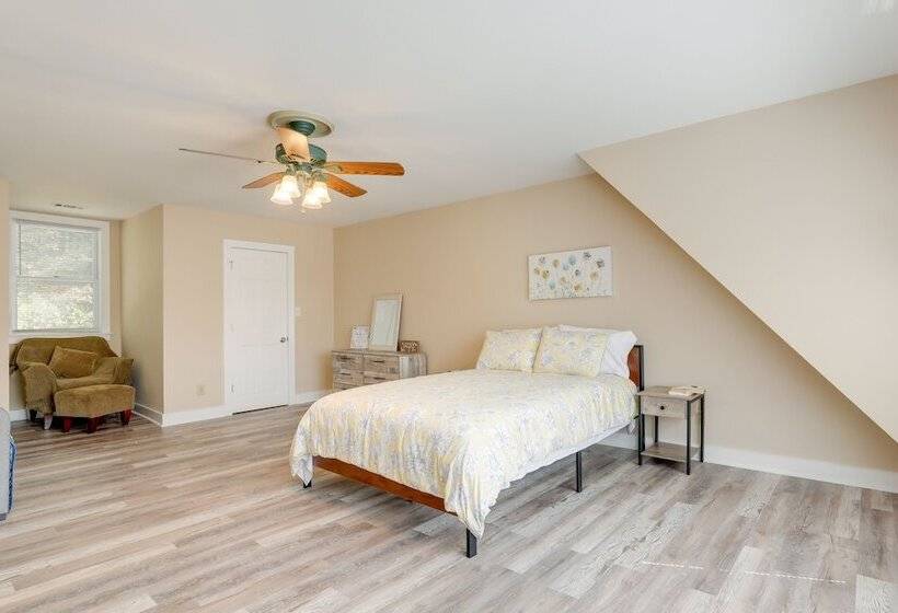 Lawrenceville Gem W/ Boat Dock On Private Lake!