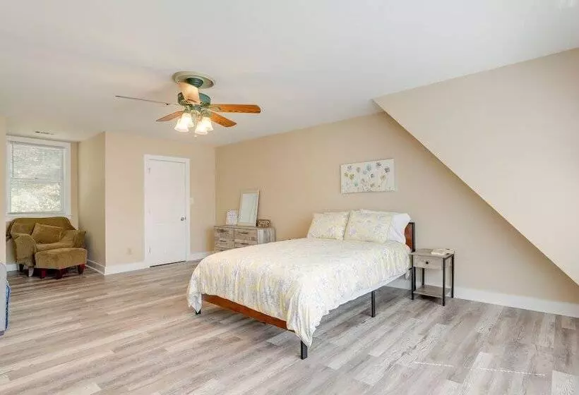 Lawrenceville Gem W/ Boat Dock On Private Lake!