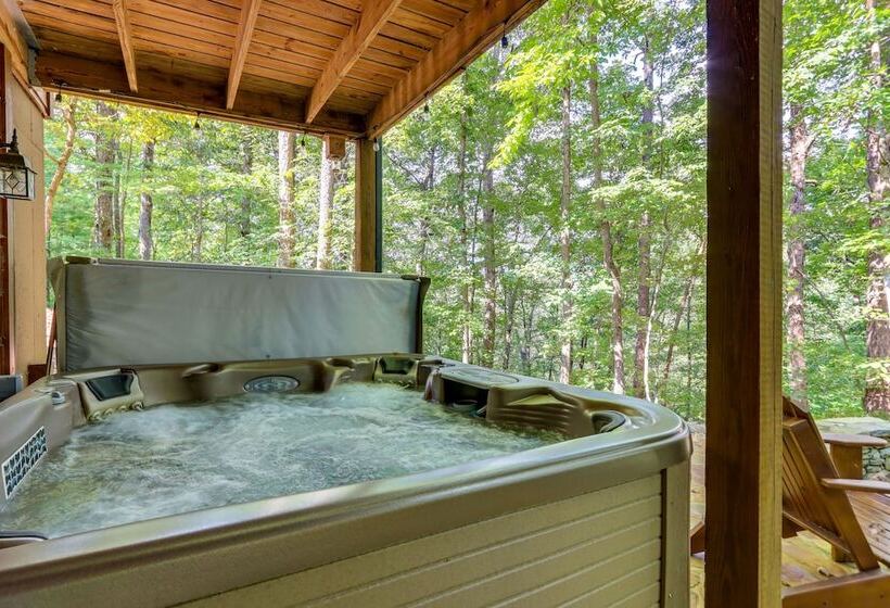 Lightning Bug Lodge At Coosawattee River Resort!