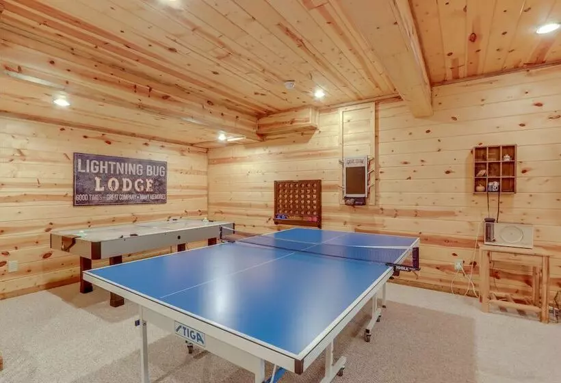 Lightning Bug Lodge At Coosawattee River Resort!