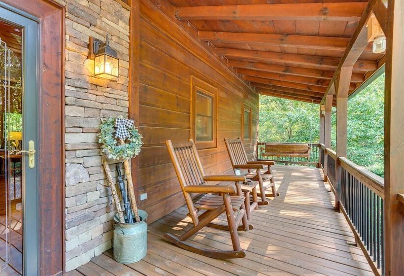 Lightning Bug Lodge At Coosawattee River Resort!