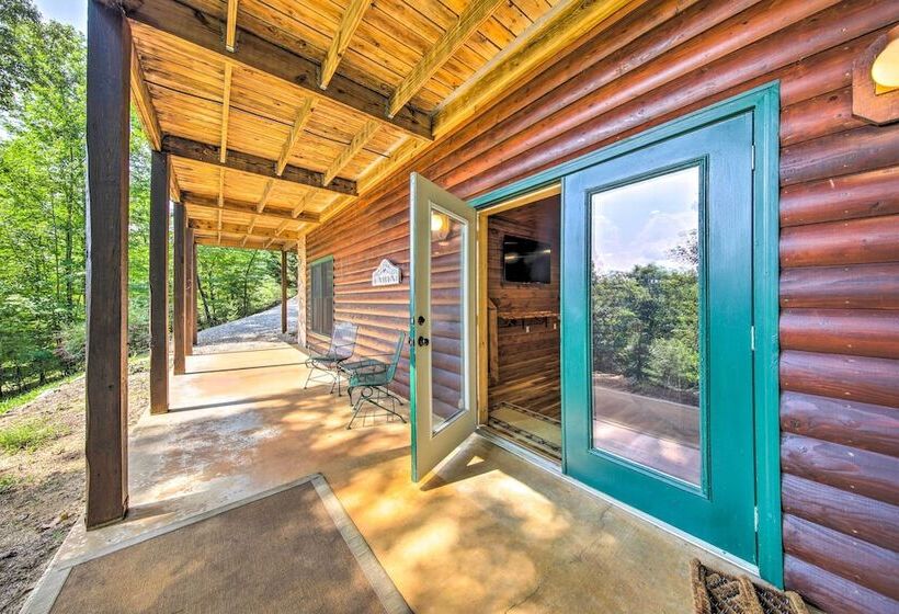 Mineral Bluff Cabin W/ Hot Tub + Game Room!