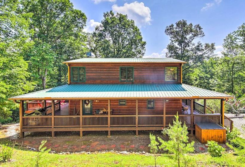 Mineral Bluff Cabin W/ Hot Tub + Game Room!