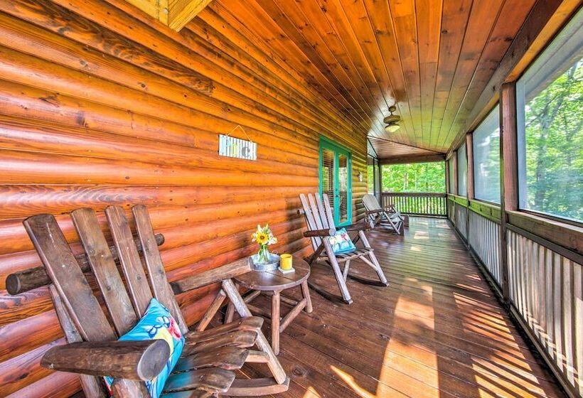 Mineral Bluff Cabin W/ Hot Tub + Game Room!