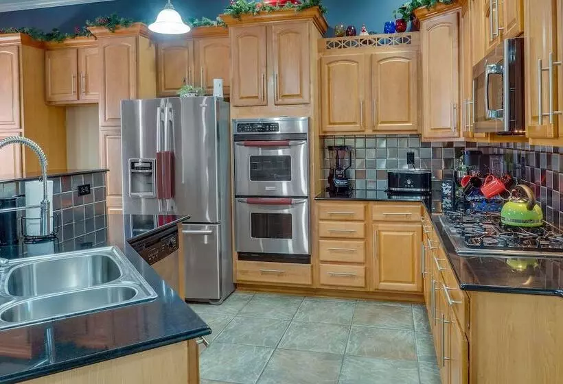 Natchez Vacation Rental, Close To Historic Parks!