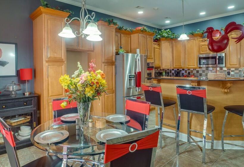 Natchez Vacation Rental, Close To Historic Parks!