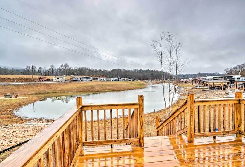 Newly Built Morganton Tiny Home W/ Deck!