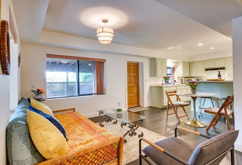 Peaceful Pasadena Retreat W/ Patio Near Trails!