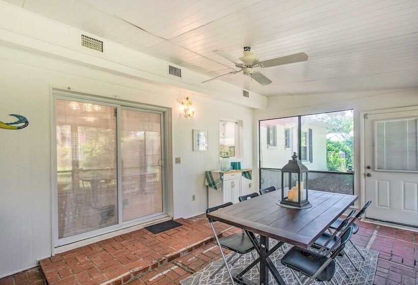 Pet Friendly Brunswick Retreat W/ Gas Grill!