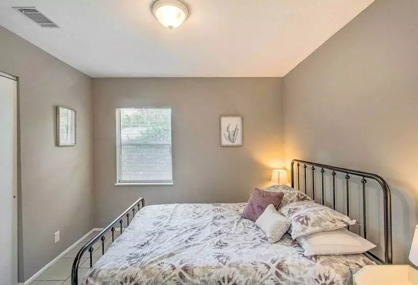 Pet Friendly Brunswick Retreat W/ Gas Grill!