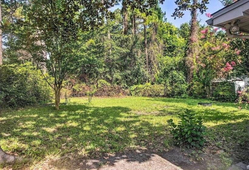 Pet Friendly Brunswick Retreat W/ Gas Grill!