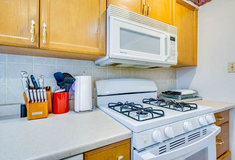 Pet Friendly New Egypt Home W/ Patio + Grill