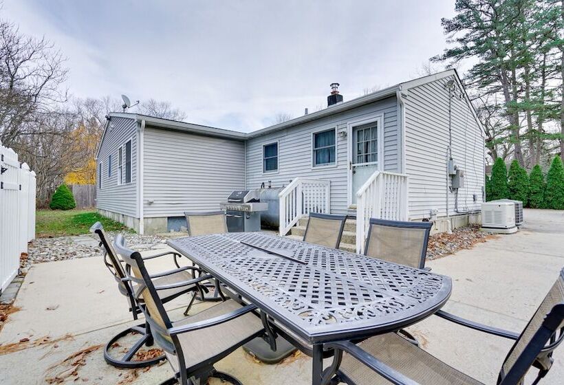 Pet Friendly New Egypt Home W/ Patio + Grill