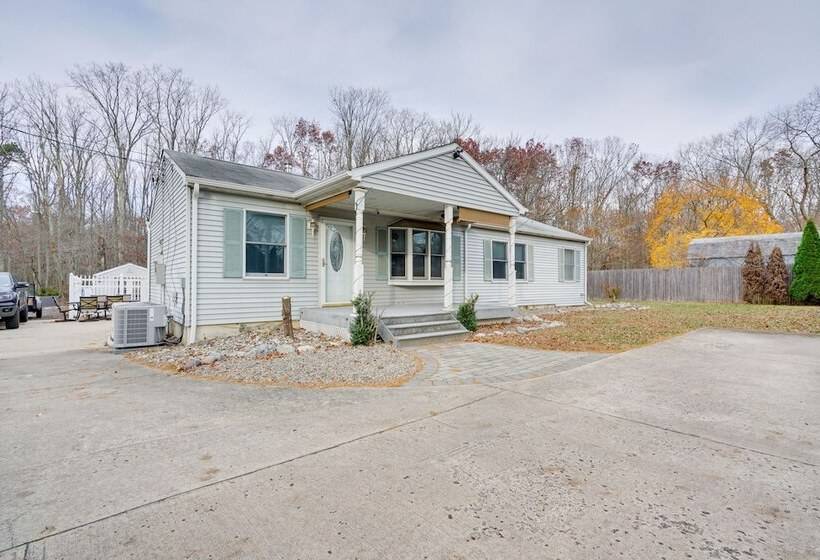 Pet Friendly New Egypt Home W/ Patio + Grill