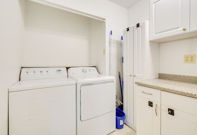 Pet Friendly New Egypt Home W/ Patio + Grill