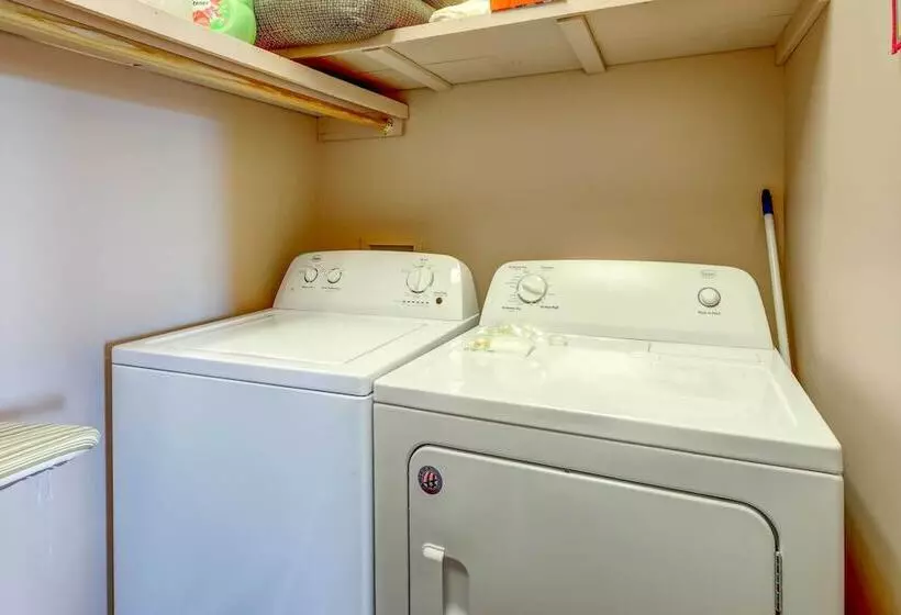 Owl S Nest  Pet Friendly Cabin W/ Private Hot Tub