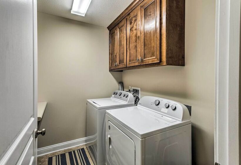 Pet Friendly Valdosta Home W/ Grill!