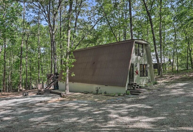 Quaint Tignall Cabin W/ Deck & Private Dock!
