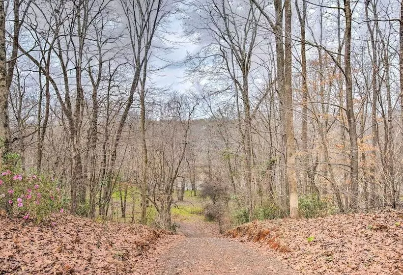 Ranch Home W/ Front Porch On Etowah River!