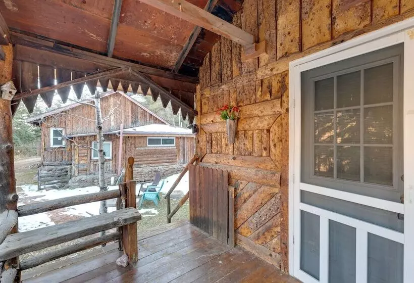 Rustic Log Cabin W/ Studio ~ 5 Mi To Pikes Peak!