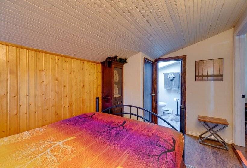 Rustic Log Cabin W/ Studio ~ 5 Mi To Pikes Peak!