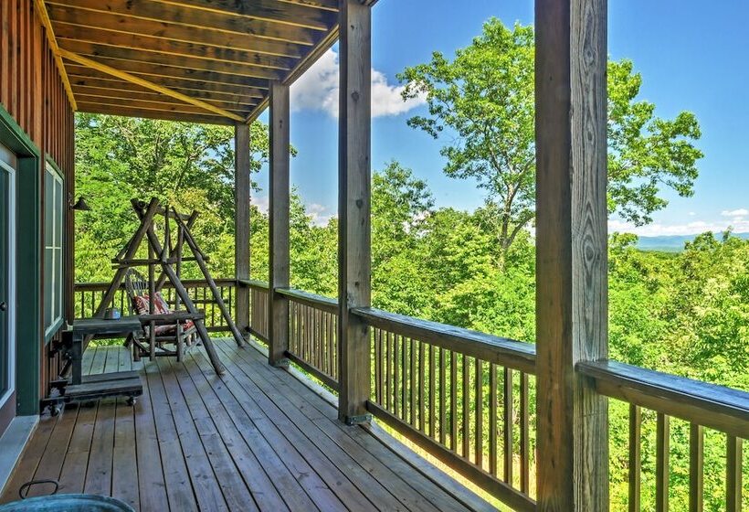 Secluded Morganton Cabin W/ Wooded Views & Hot Tub
