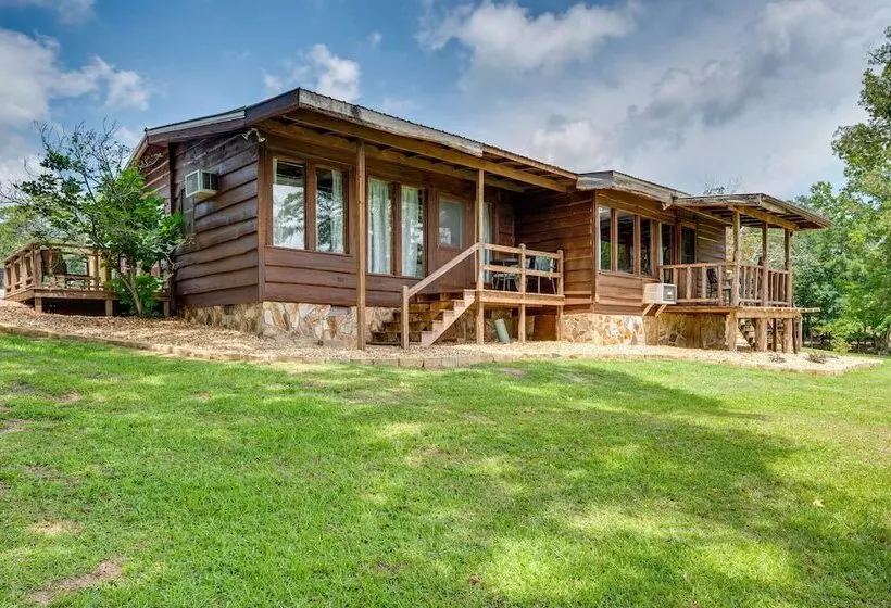 Spacious Buena Vista Cabin W/ Lake Views & Deck