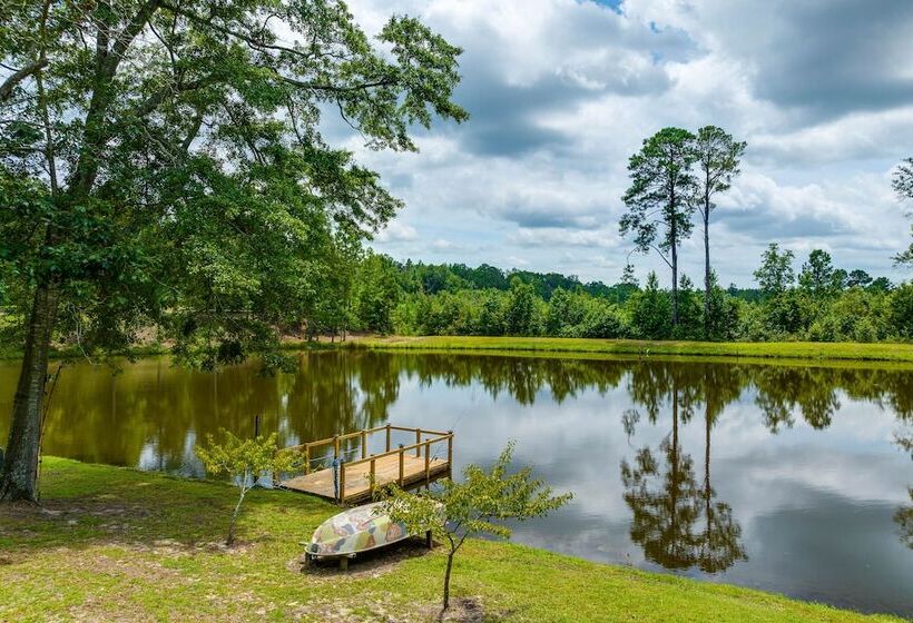 Spacious Buena Vista Cabin W/ Lake Views & Deck
