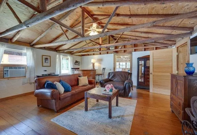 Spacious Buena Vista Cabin W/ Lake Views & Deck