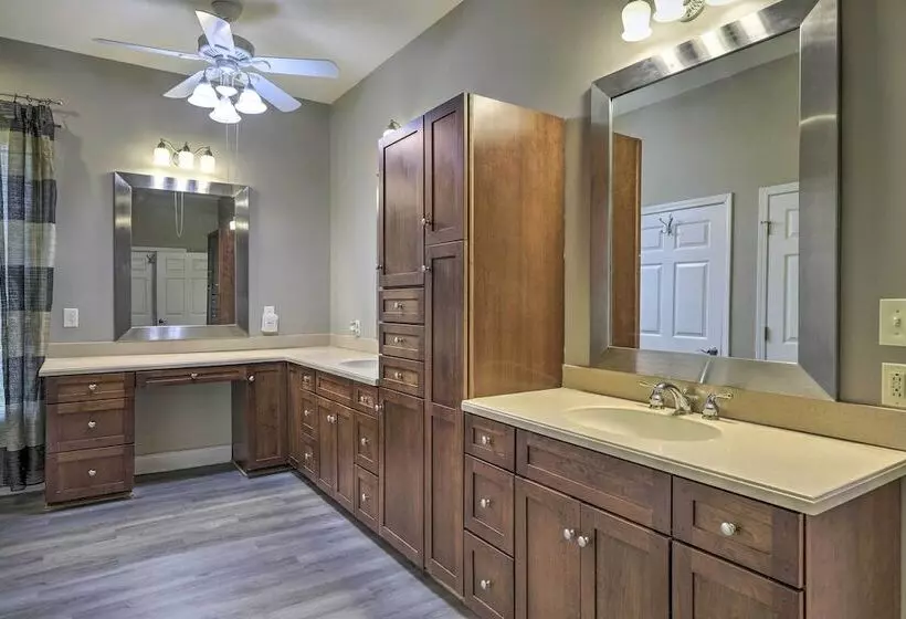 Spacious Elko Home   6 Mi To Georgia Fairgrounds!