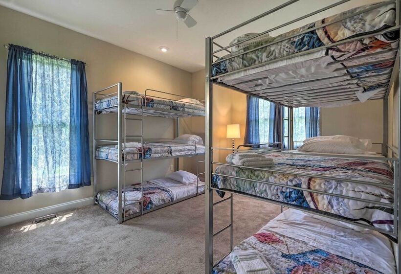 Spacious Elko Home   6 Mi To Georgia Fairgrounds!