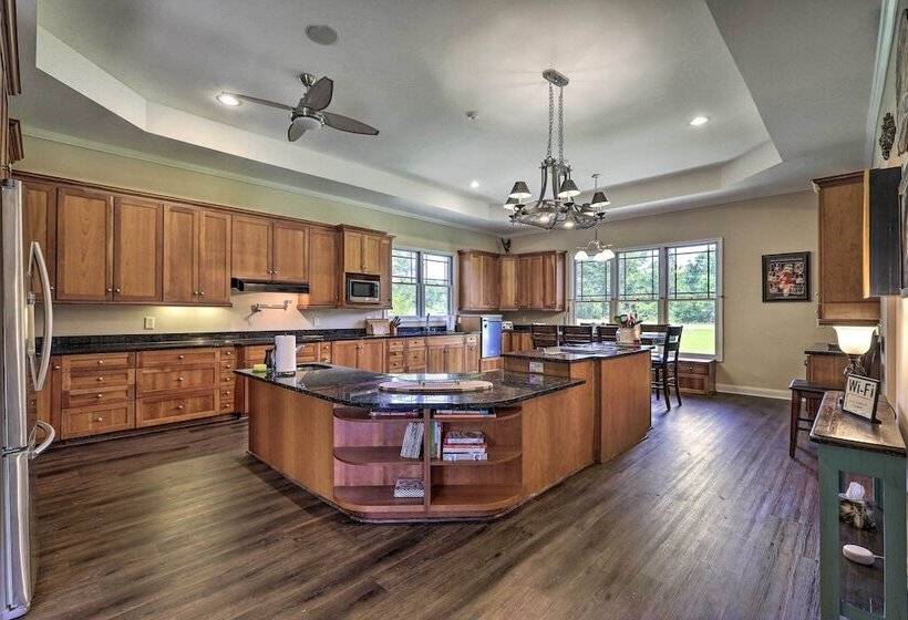 Spacious Elko Home   6 Mi To Georgia Fairgrounds!