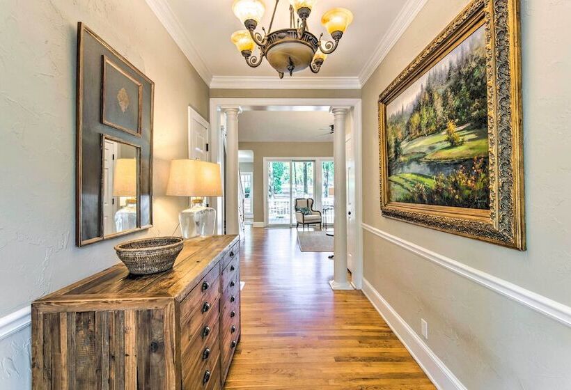 Stunning Lake Oconee Retreat W/ Pool Access!