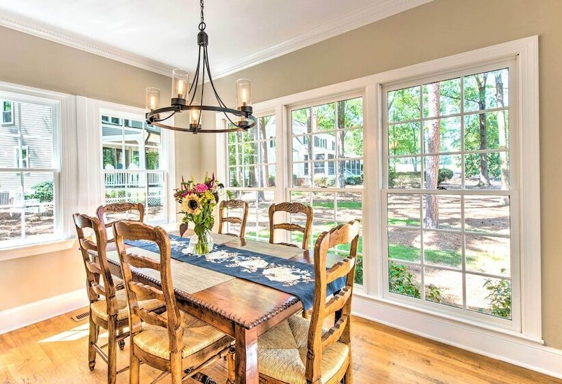 Stunning Lake Oconee Retreat W/ Pool Access!