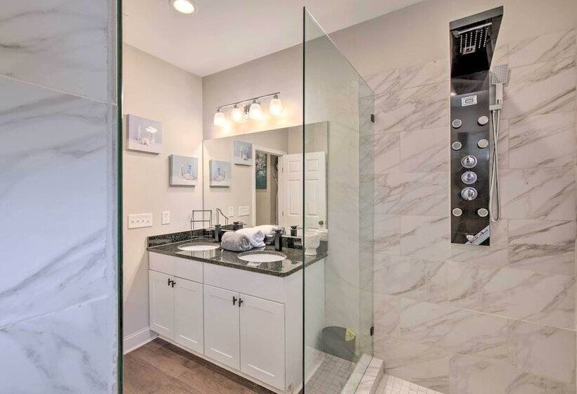 Stylish College Park Home W/ Private Garden!